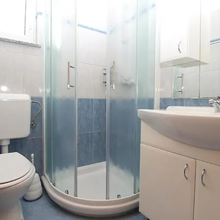 Apartment Fuer 3 Personen Ca 32 Qm In Fazana, Istrien Istrische Riviera *